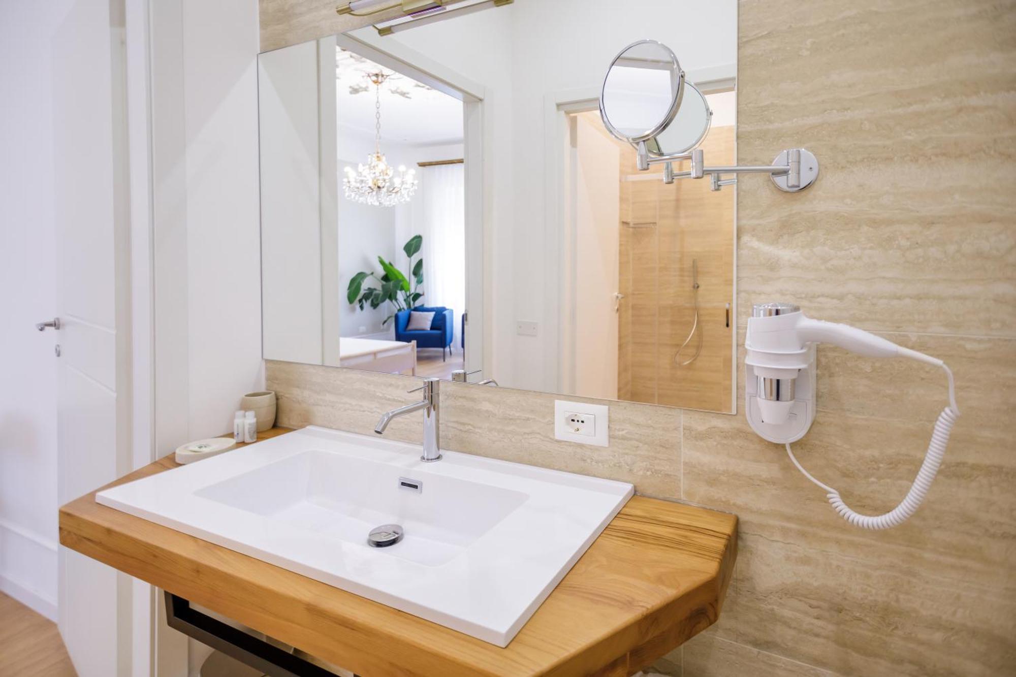 Le Suite Di Bluemoon Cagliari Exterior foto